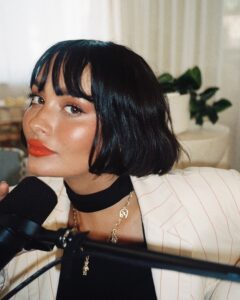 Новинки челок 2025: стильные идеи и модные тренды