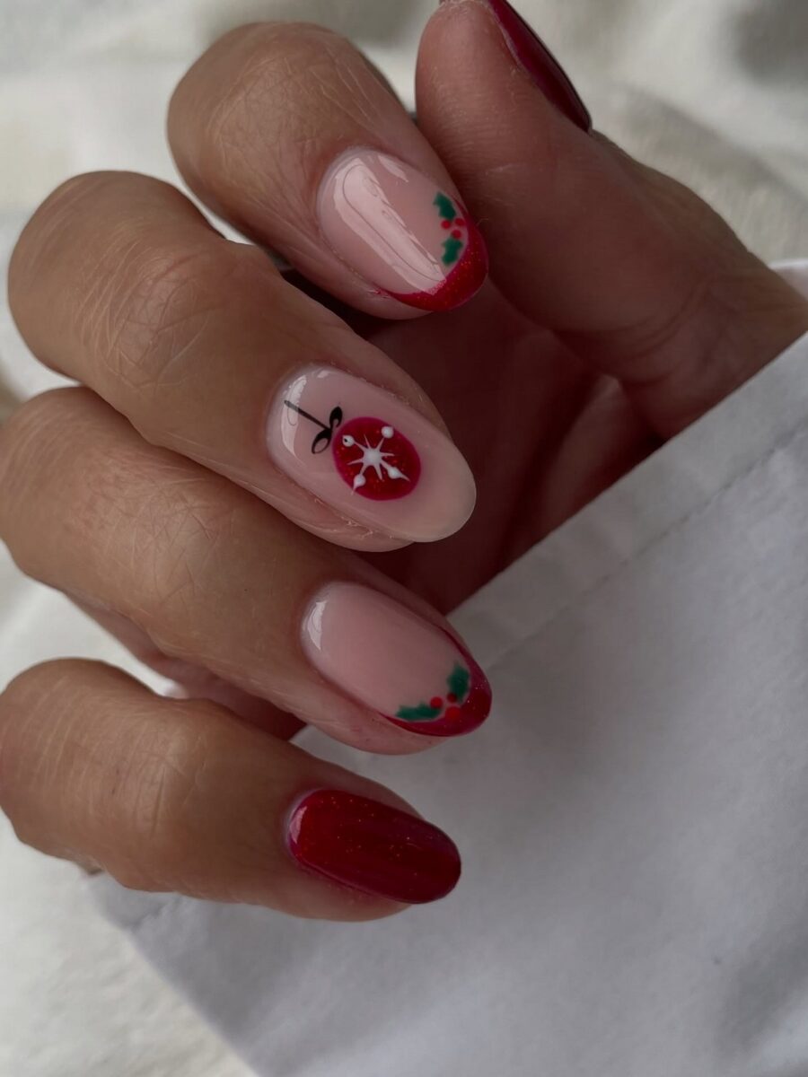 Маникюр на декабрь 2026: тренды месяца и идеи дизайна