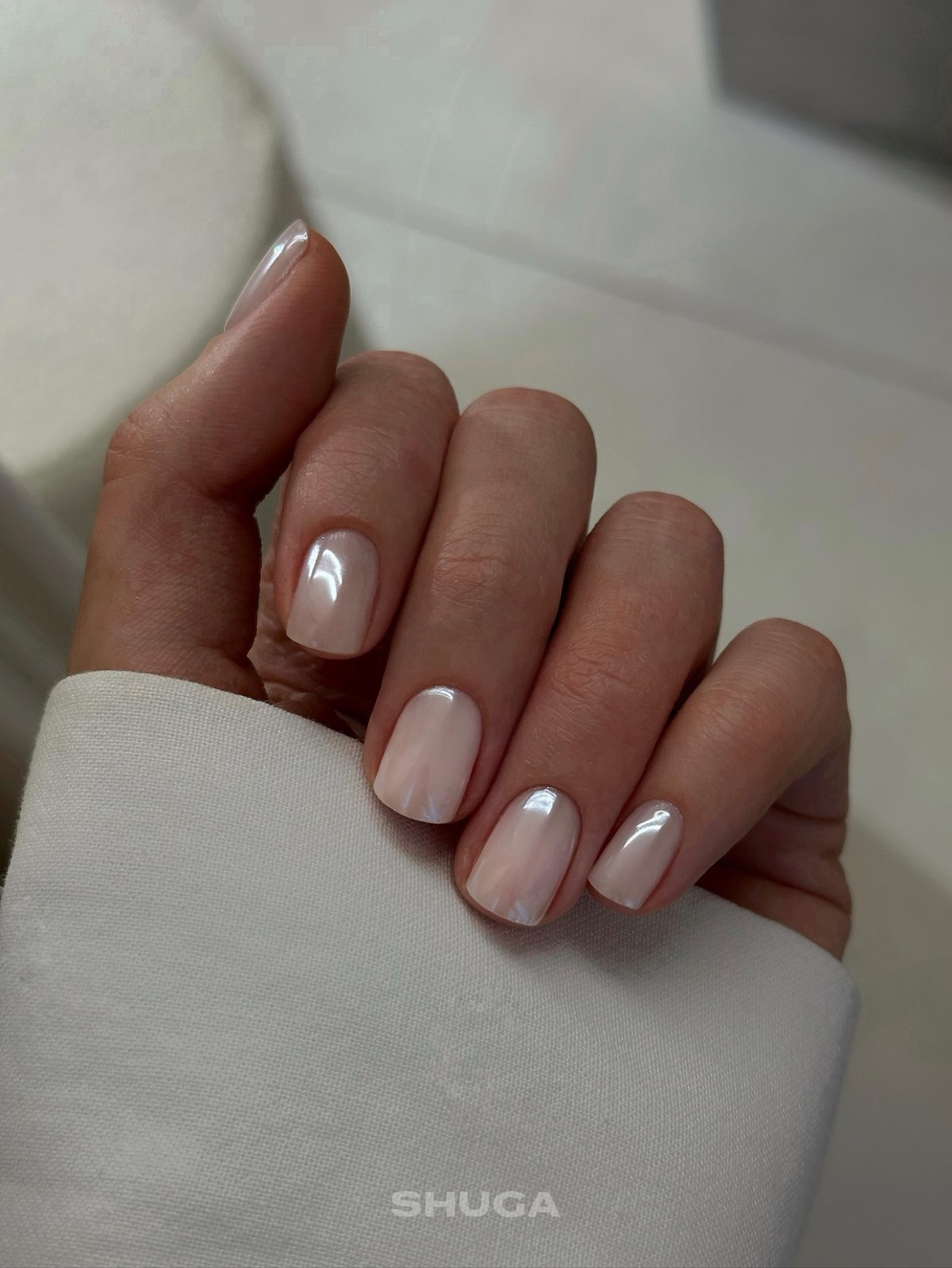 Маникюр на декабрь 2026: тренды месяца и идеи дизайна