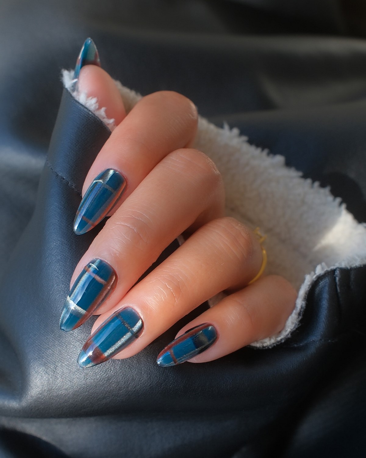 Маникюр на декабрь 2026: тренды месяца и идеи дизайна