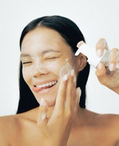 Зимнее очищение кожи: защищаем барьерные функции