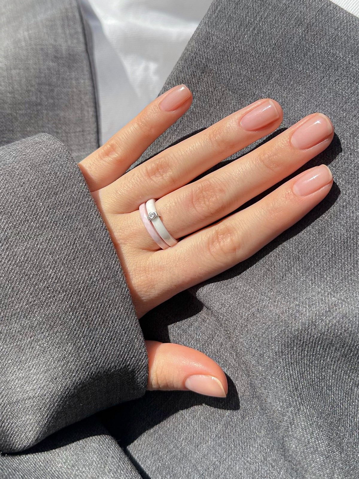 Зимний маникюр Clean Girl 2026-2027: эволюция чистоты