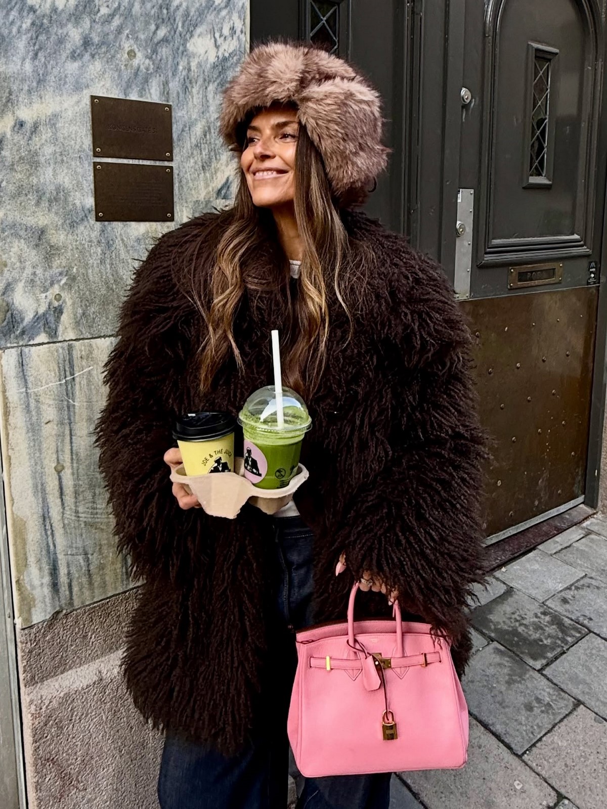 Меховая шапка: самый горячий тренд зимы 2026-2027