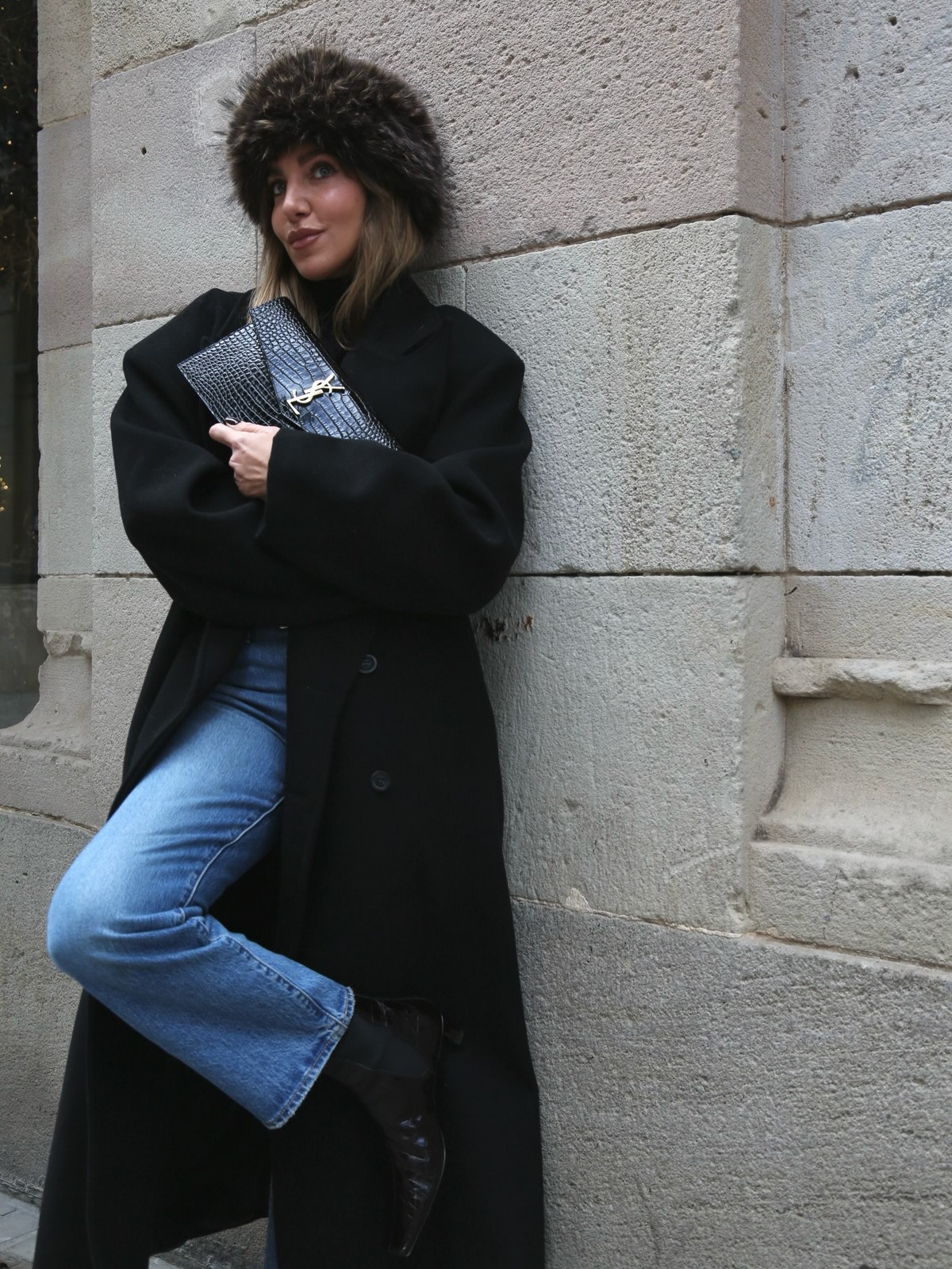 Меховая шапка: самый горячий тренд зимы 2026-2027