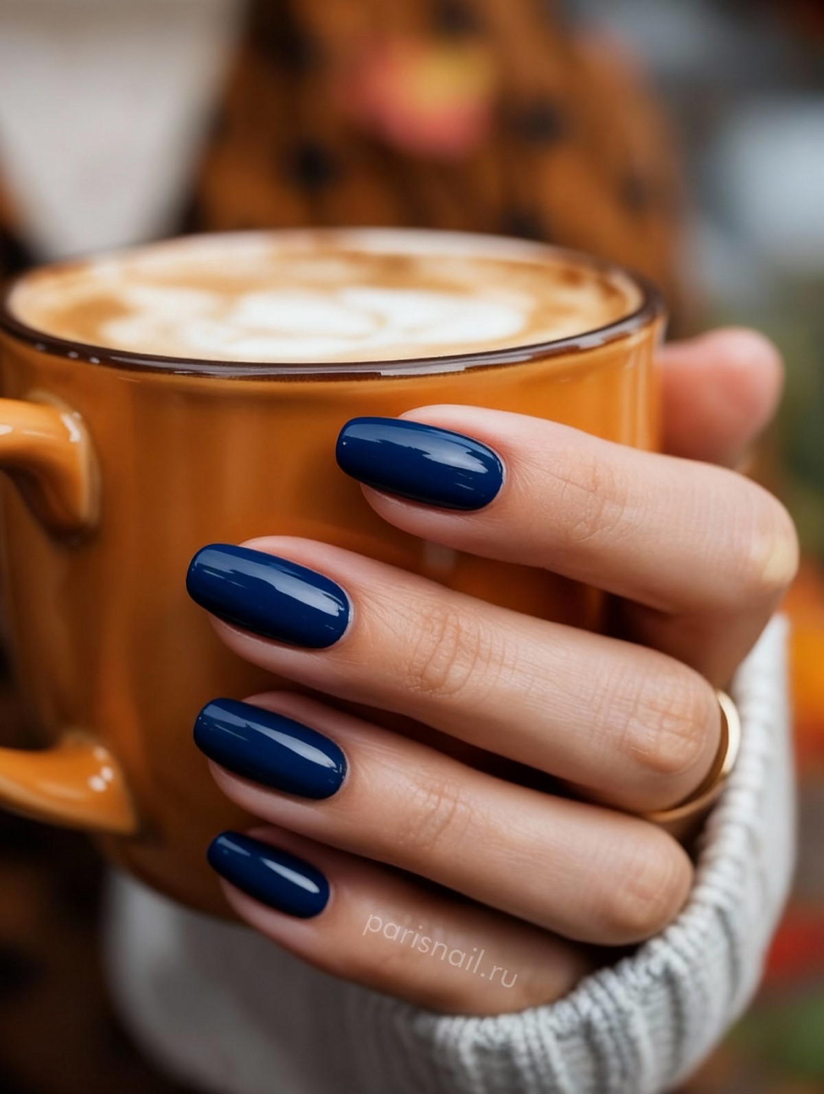 Модный темный маникюр зимой 2026-2027: тренды сезона