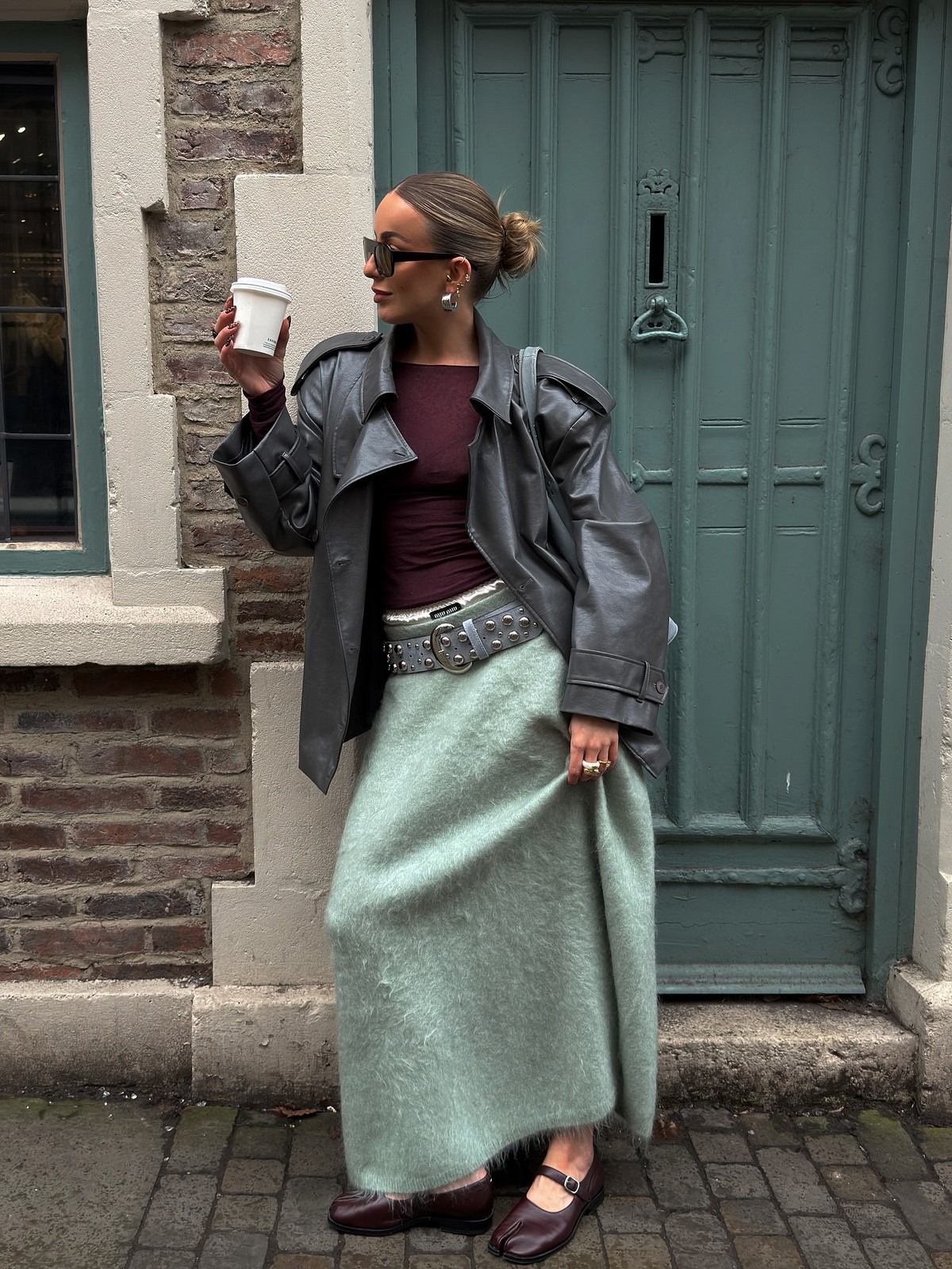 Модная верхняя одежда на весну 2026: что носят сейчас