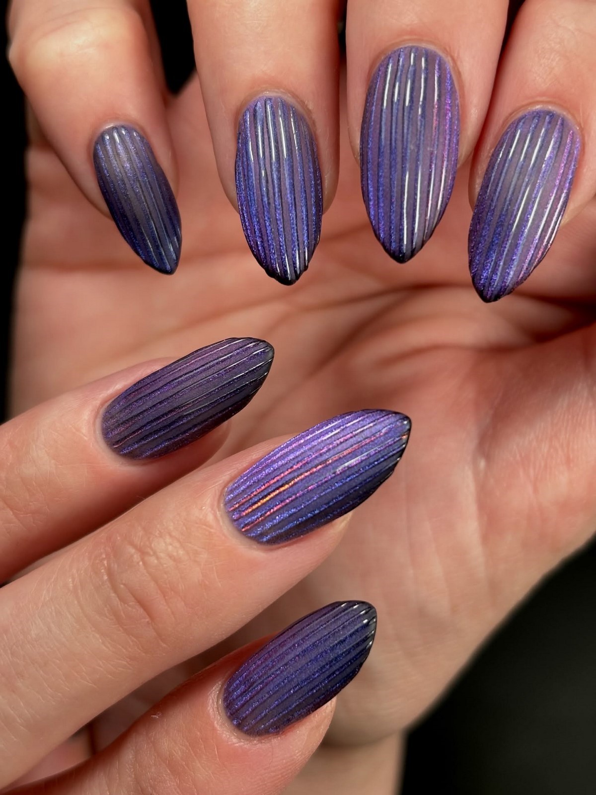 Glass Nails и эффект рифленого стекла – хит февраля 2026