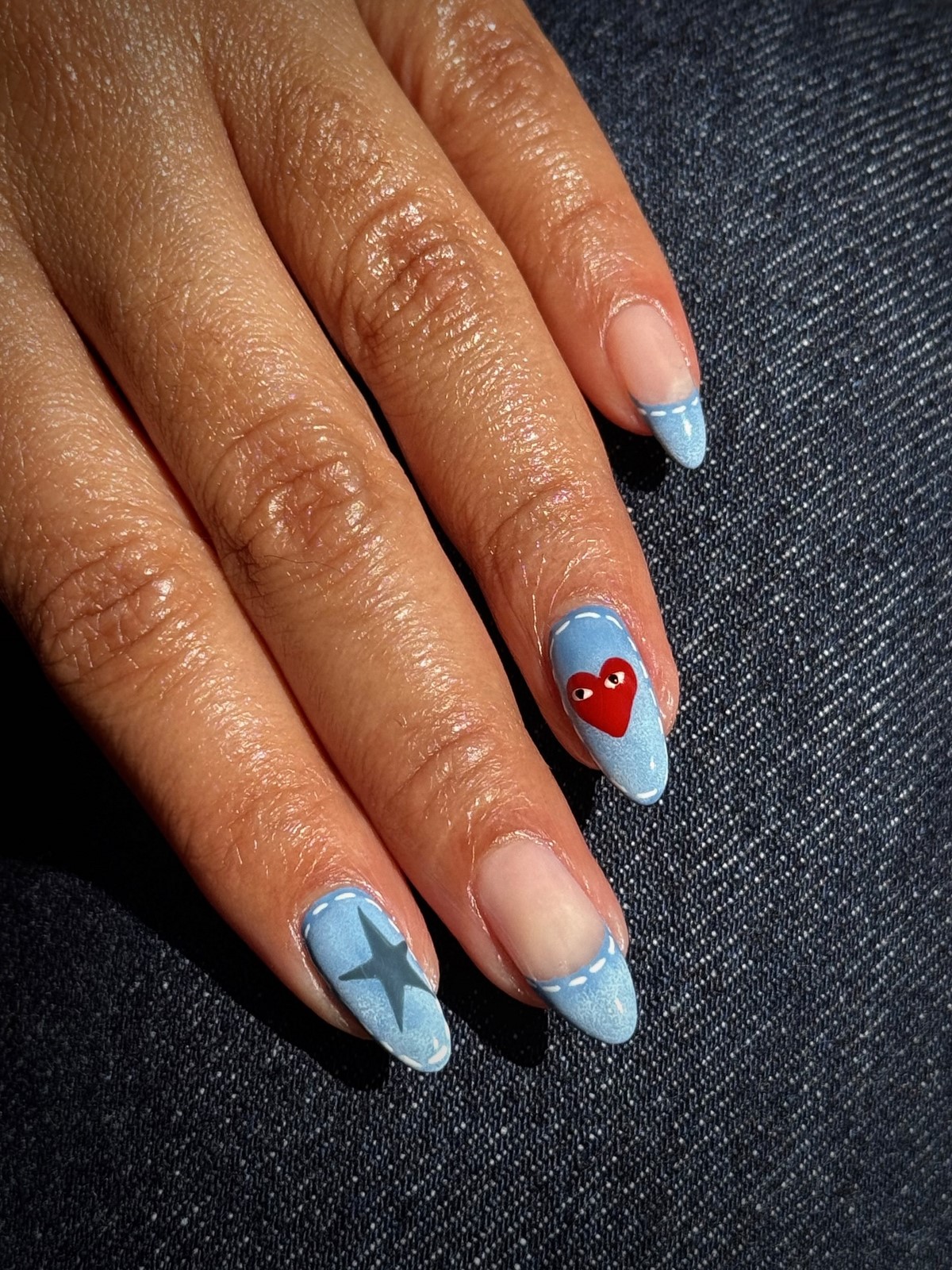 Почему френч снова выбирают те, кто чувствует стиль