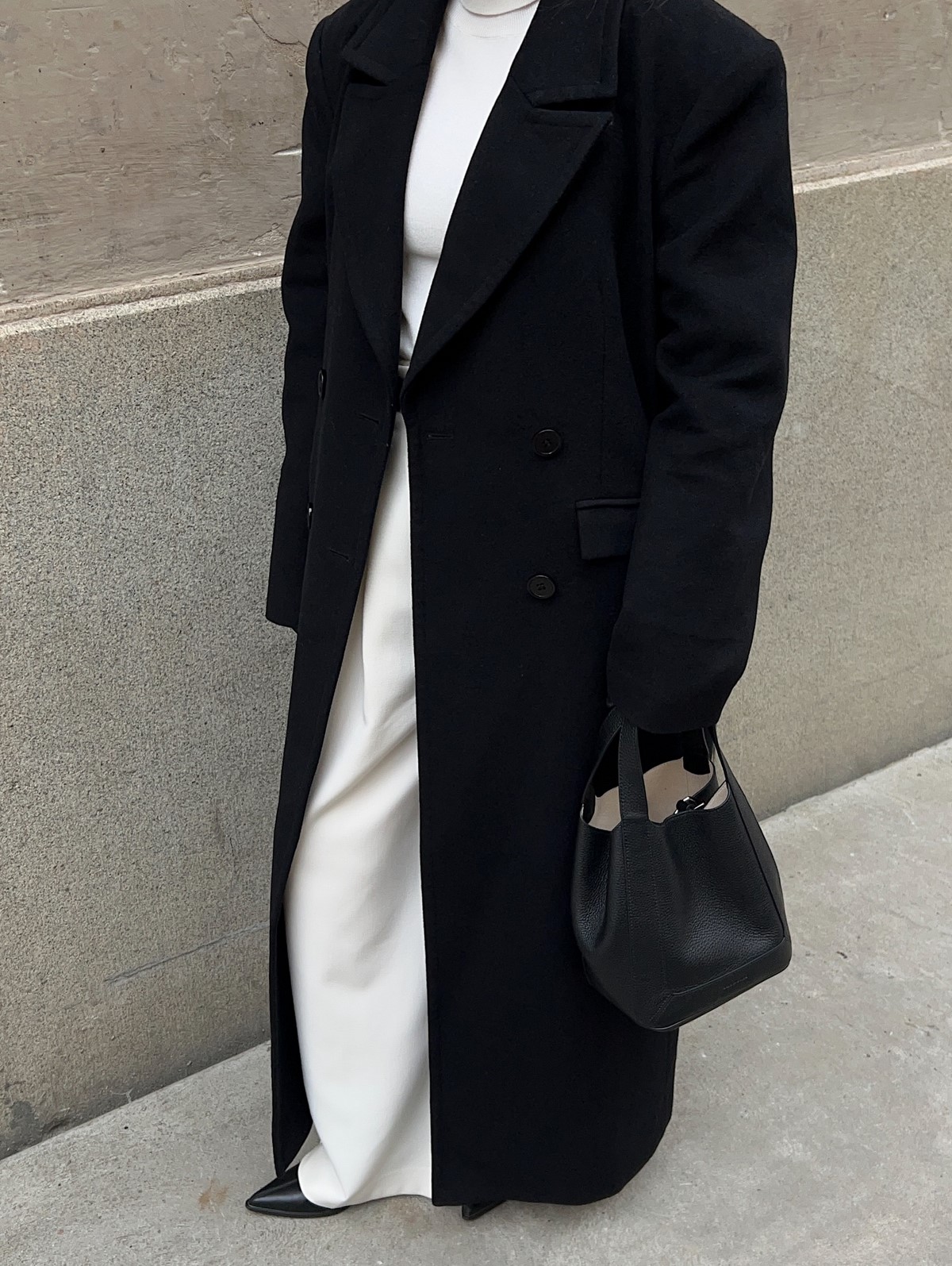 Модная верхняя одежда на весну 2026: что носят сейчас