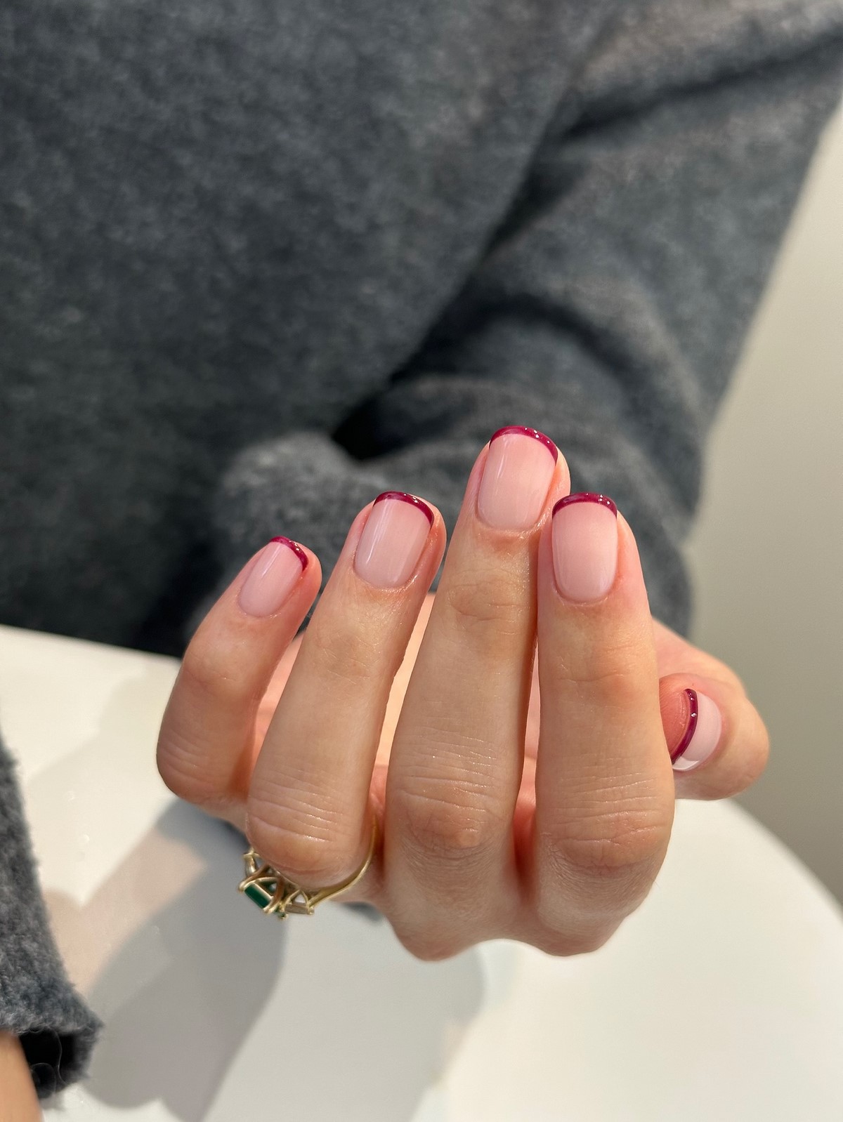 Идеи френч-маникюра на зиму 2026 с модным характером