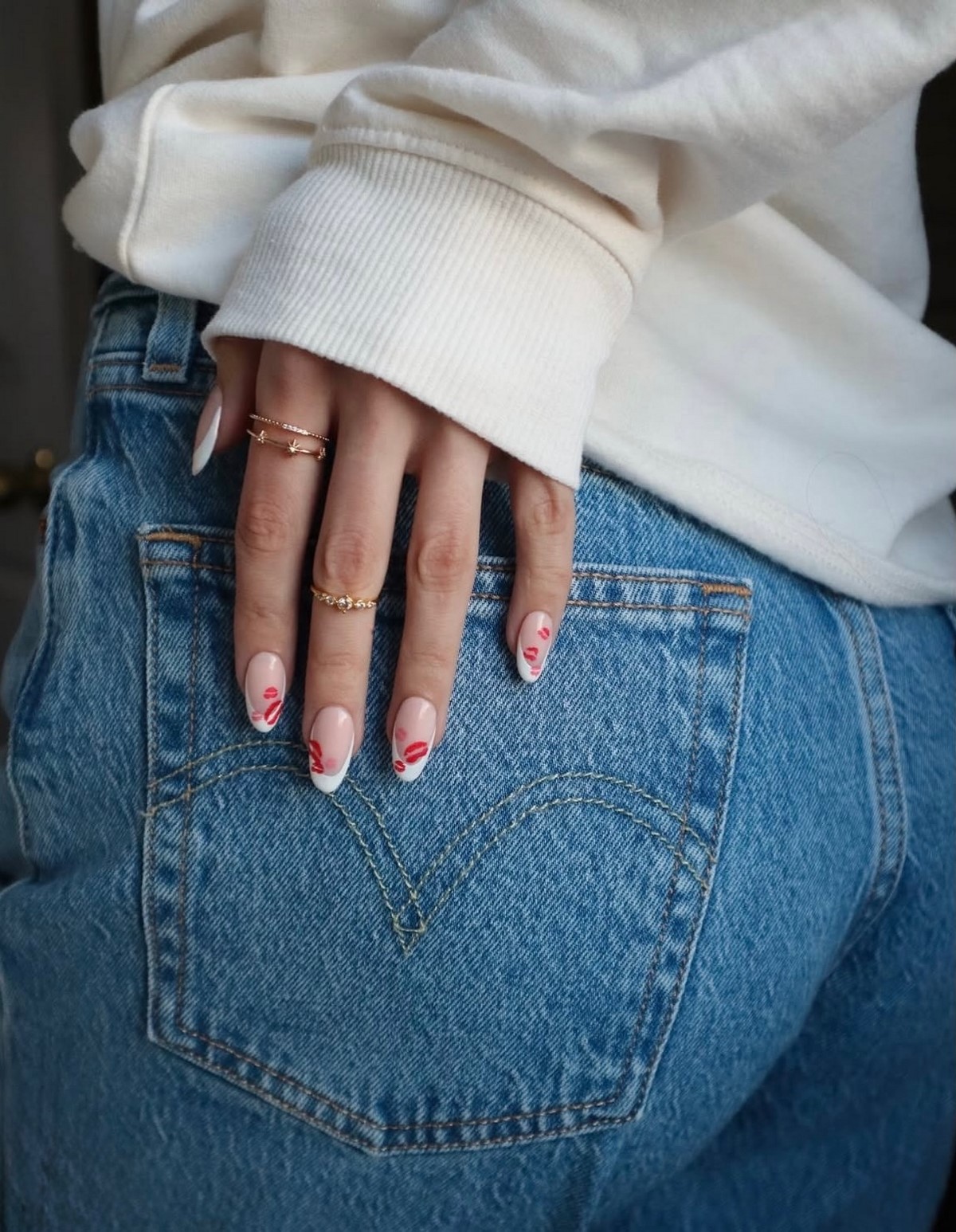 Идеальный белый френч зимой 2026 как символ стиля