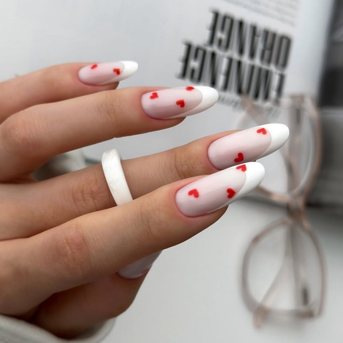 Идеальный белый френч зимой 2026 как символ стиля