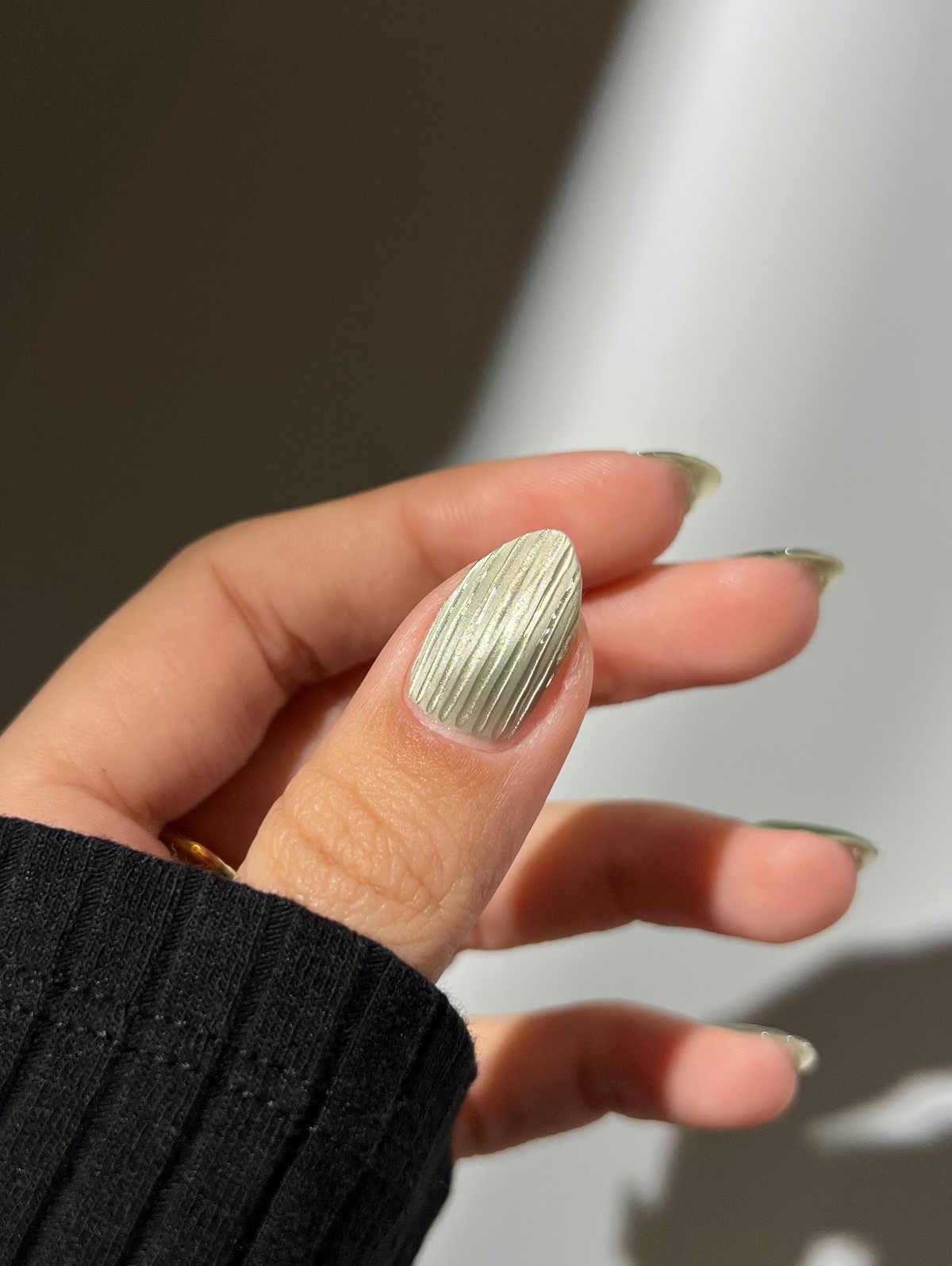 Glass Nails и эффект рифленого стекла – хит февраля 2026