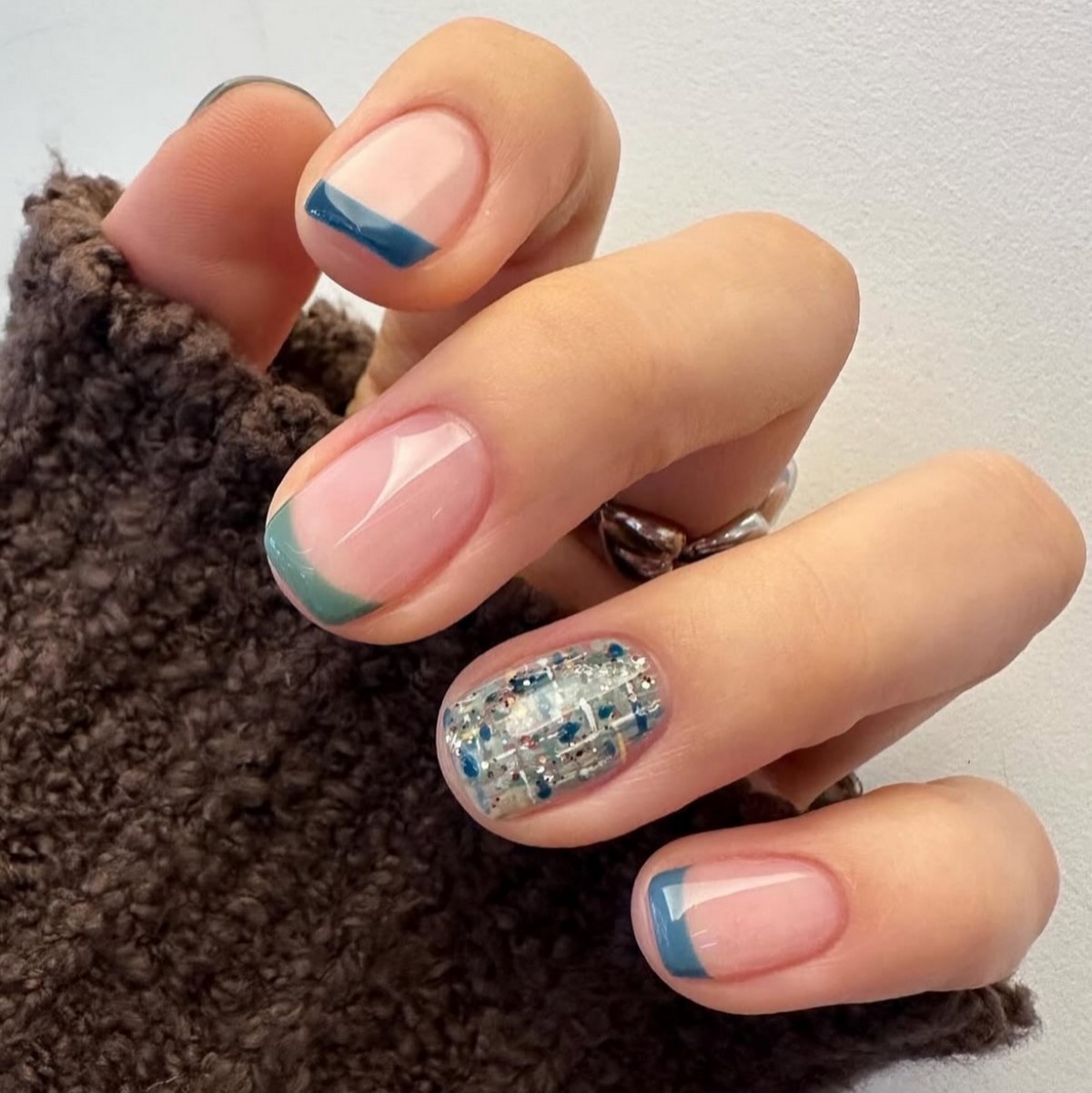 Нежные дизайны ногтей на февраль 2026, которые влюбляют