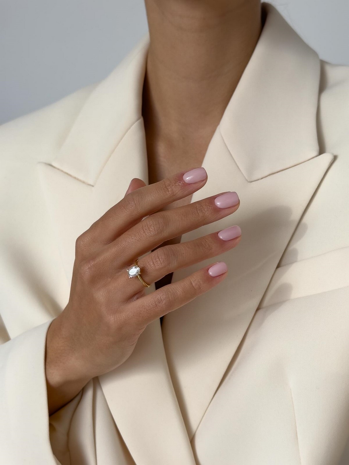 Нежные дизайны ногтей на февраль 2026, которые влюбляют