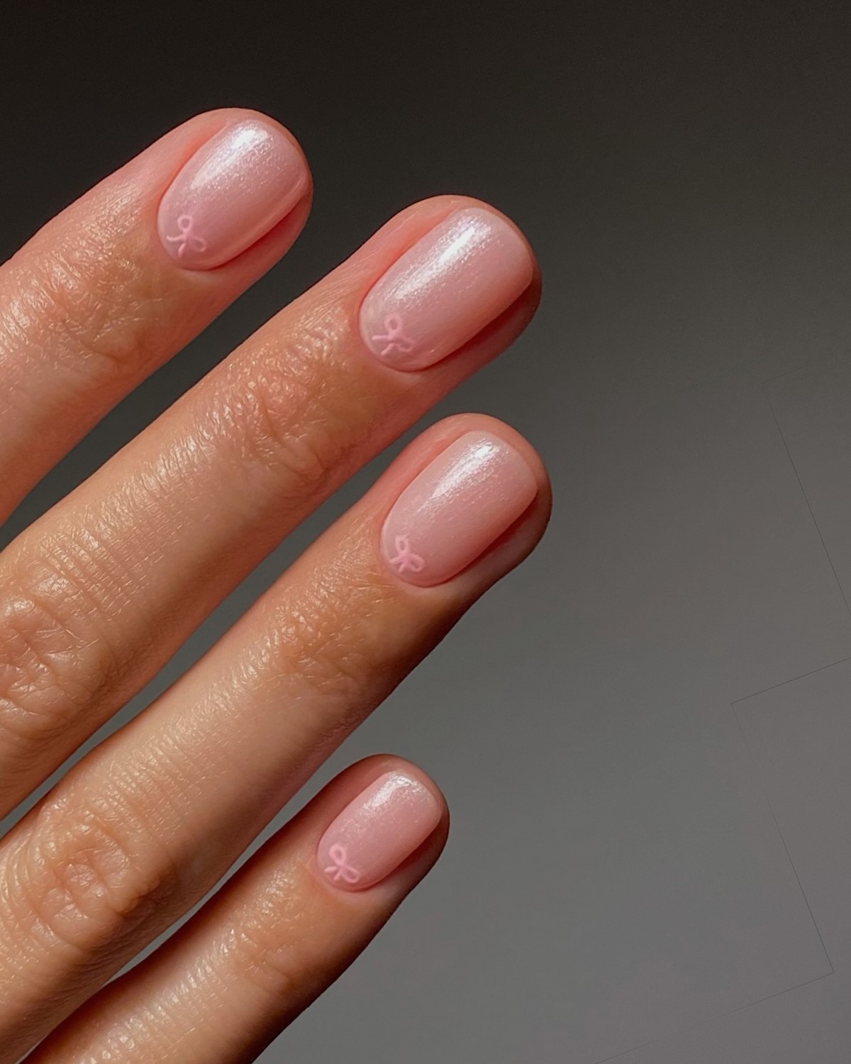 Нежные дизайны ногтей на февраль 2026, которые влюбляют