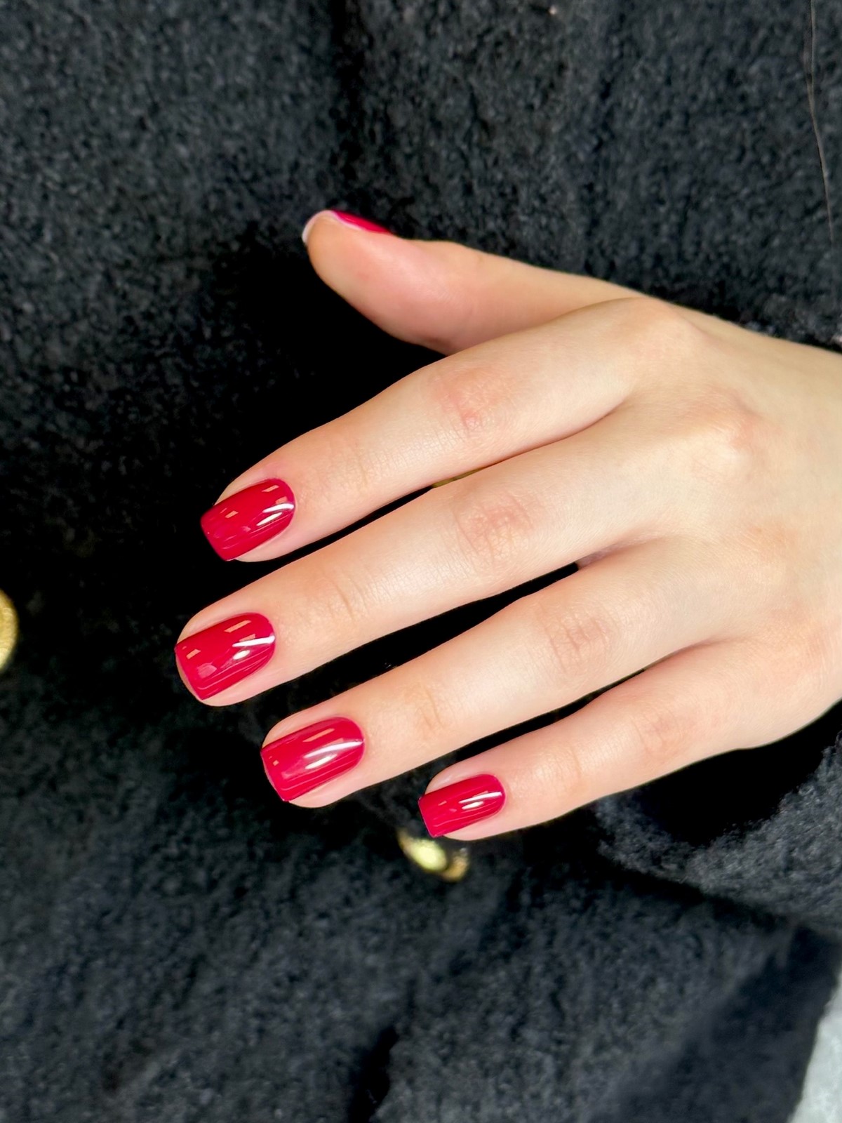 4 самые модные оттенки маникюра сезона 2026