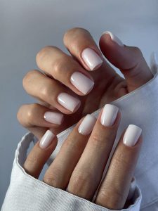 Эти весенние оттенки делают руки ухоженными без дизайна