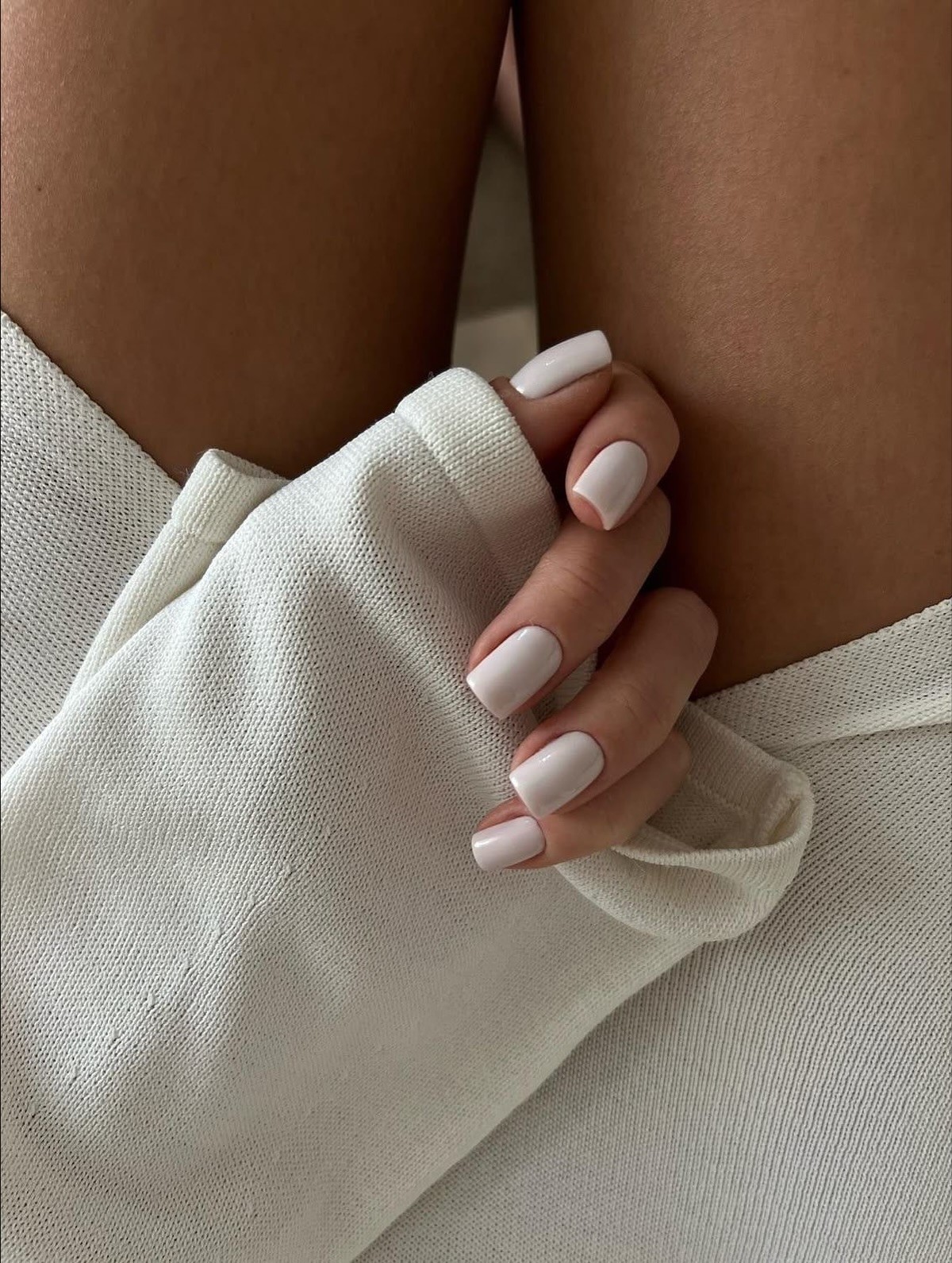 Маникюр на весну 2026: самые модные новинки сезона