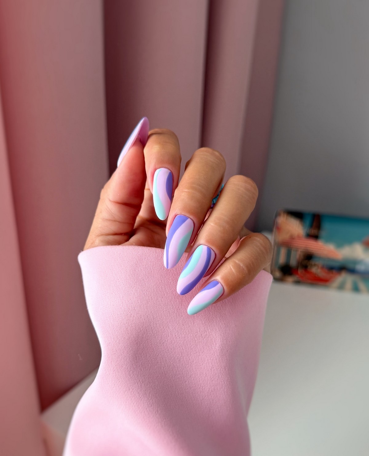 Маникюр на весну 2026: самые модные новинки сезона