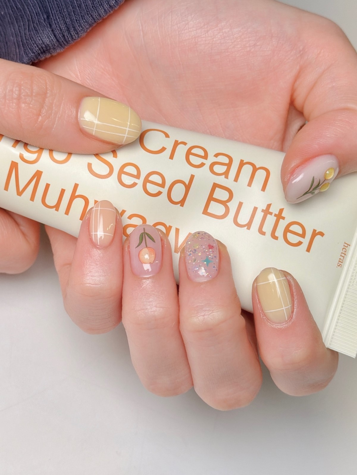 ΠΠΎΡΠ΅ΠΌΡ ΠΌΠ°Π½ΠΈΠΊΡΡ Π΄Π΅ΡΠΆΠΈΡΡΡ ΠΌΠ΅Π½ΡΡΠ΅ Π²Π΅ΡΠ½ΠΎΠΉ ΠΈ ΡΡΠΎ Ρ ΡΡΠΈΠΌ Π΄Π΅Π»Π°ΡΡ