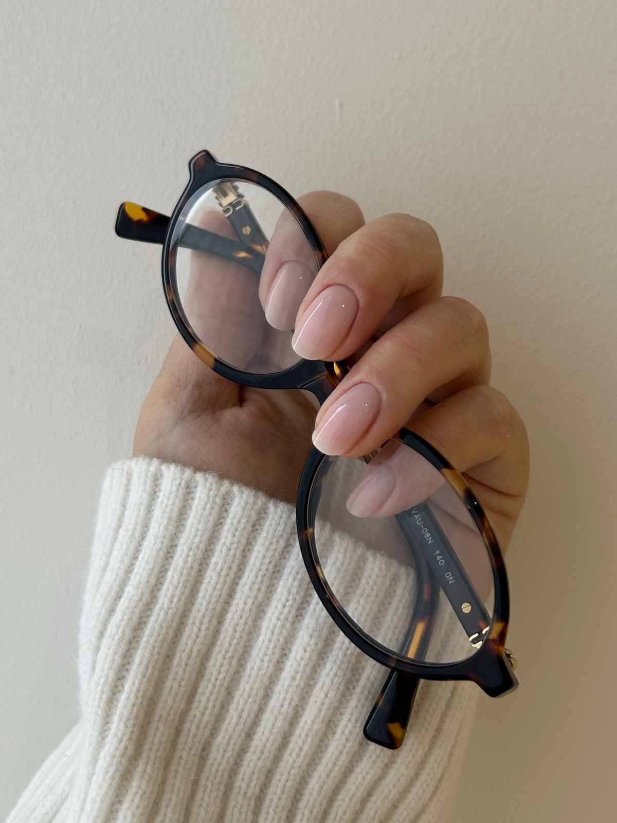 ΠΠΎΡΠ΅ΠΌΡ ΠΌΠ°Π½ΠΈΠΊΡΡ Π΄Π΅ΡΠΆΠΈΡΡΡ ΠΌΠ΅Π½ΡΡΠ΅ Π²Π΅ΡΠ½ΠΎΠΉ ΠΈ ΡΡΠΎ Ρ ΡΡΠΈΠΌ Π΄Π΅Π»Π°ΡΡ