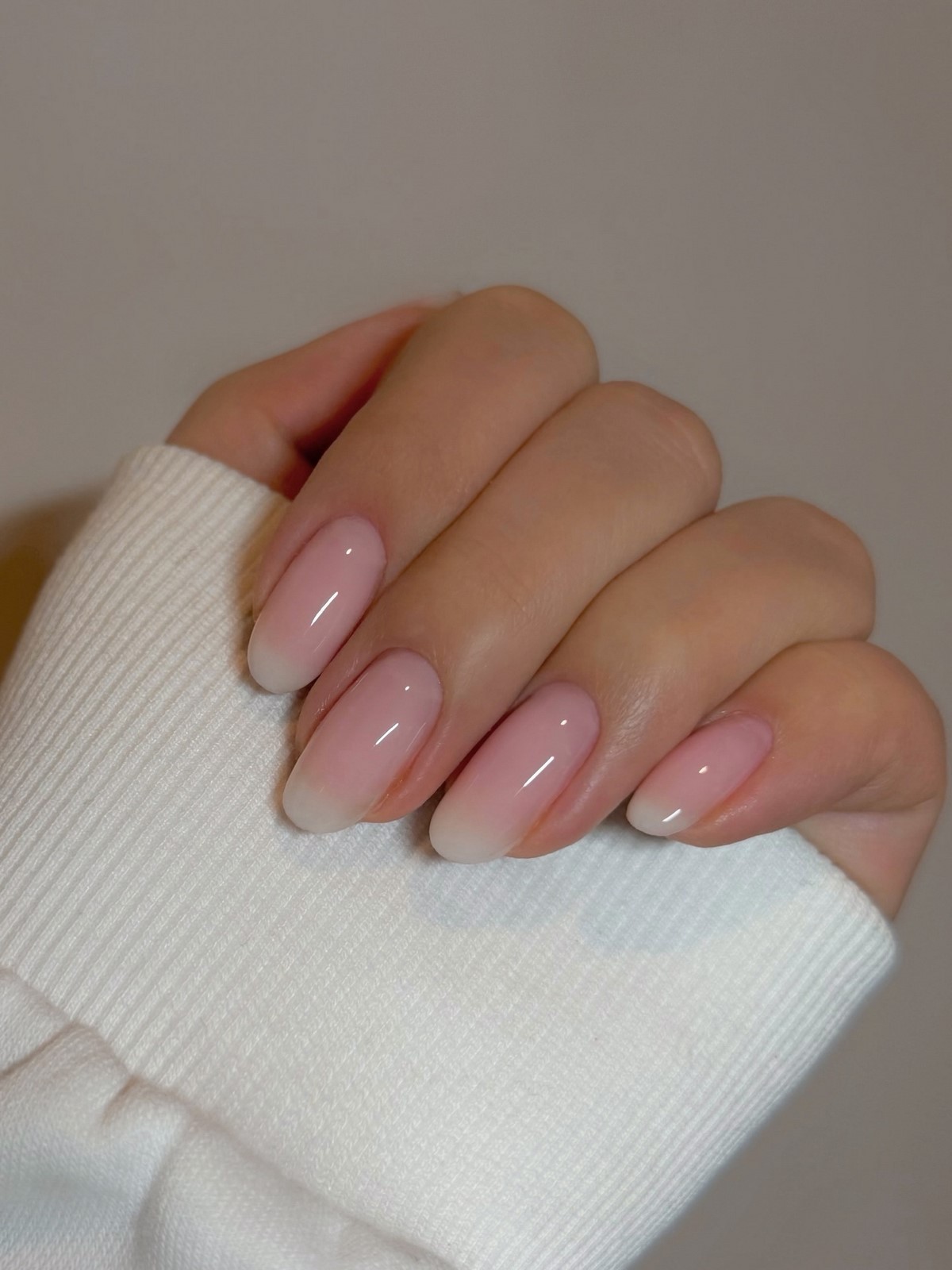 ΠΠΎΡΠ΅ΠΌΡ ΠΌΠ°Π½ΠΈΠΊΡΡ Π΄Π΅ΡΠΆΠΈΡΡΡ ΠΌΠ΅Π½ΡΡΠ΅ Π²Π΅ΡΠ½ΠΎΠΉ ΠΈ ΡΡΠΎ Ρ ΡΡΠΈΠΌ Π΄Π΅Π»Π°ΡΡ