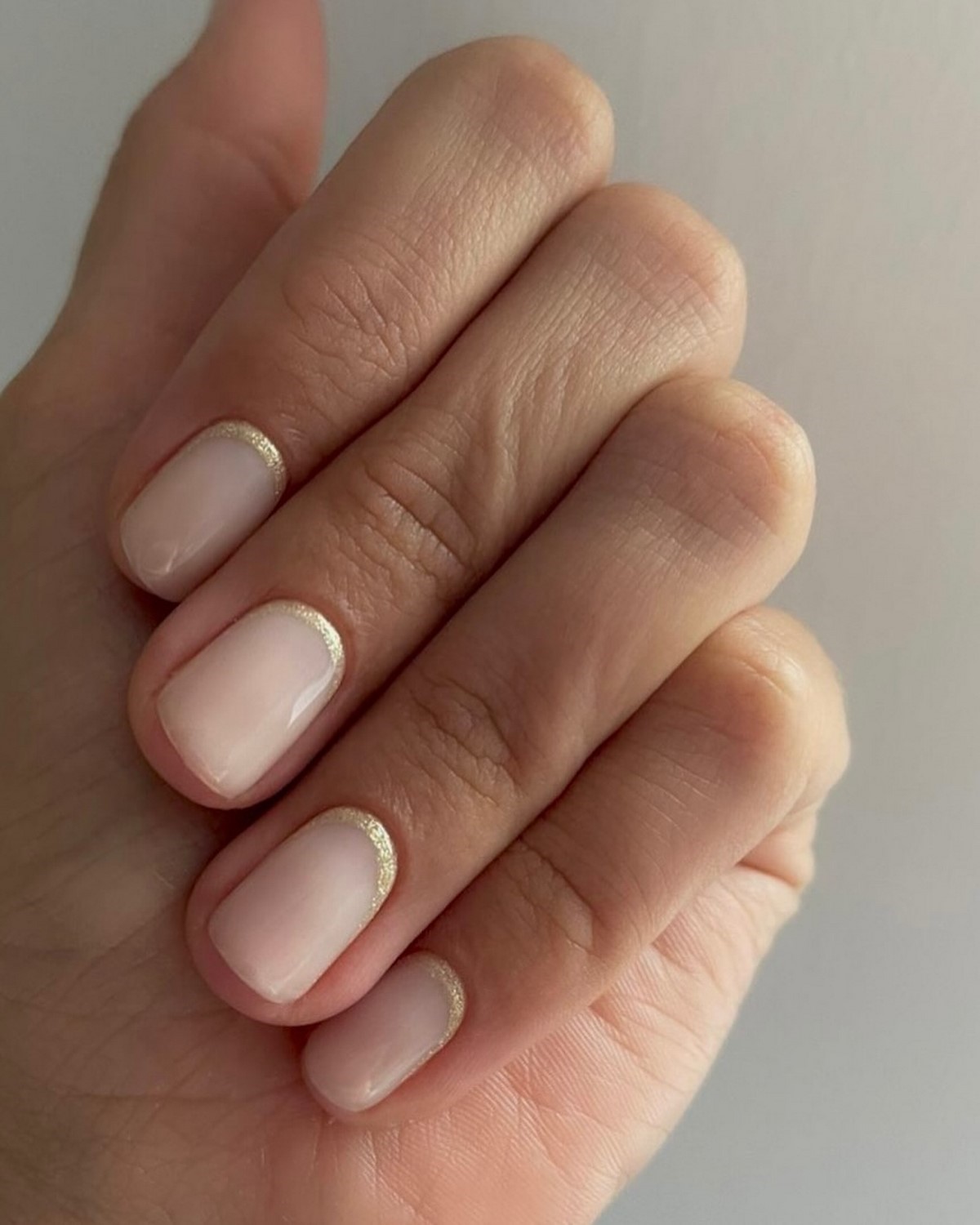 Весенний френч: 7 обновлений, которые делают его дороже