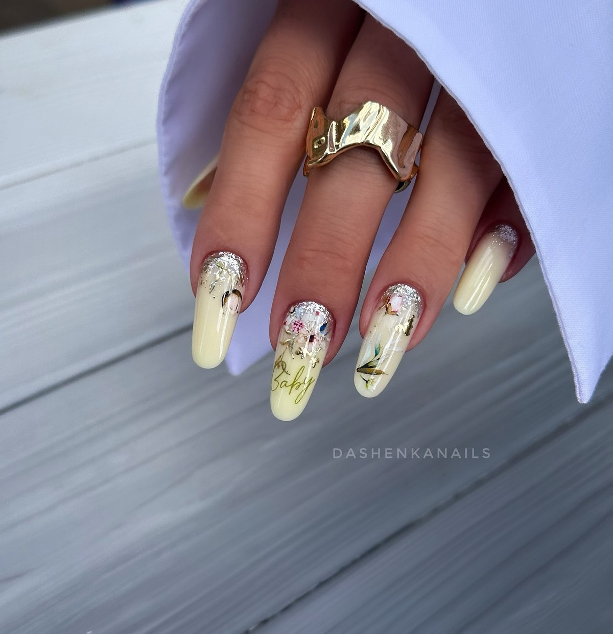 Эти формы ногтей визуально удлиняют пальцы и стройнят руки