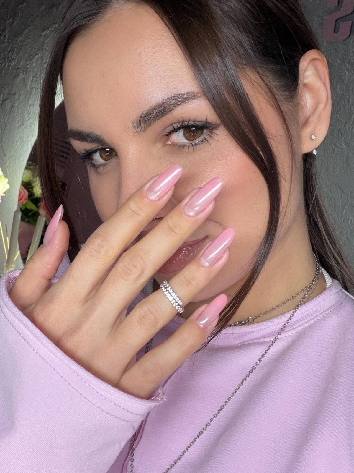 Эти формы ногтей визуально удлиняют пальцы и стройнят руки