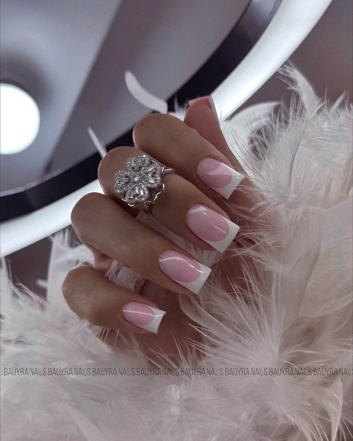 Как сделать френч, чтобы он выглядел дорого и держался дольше