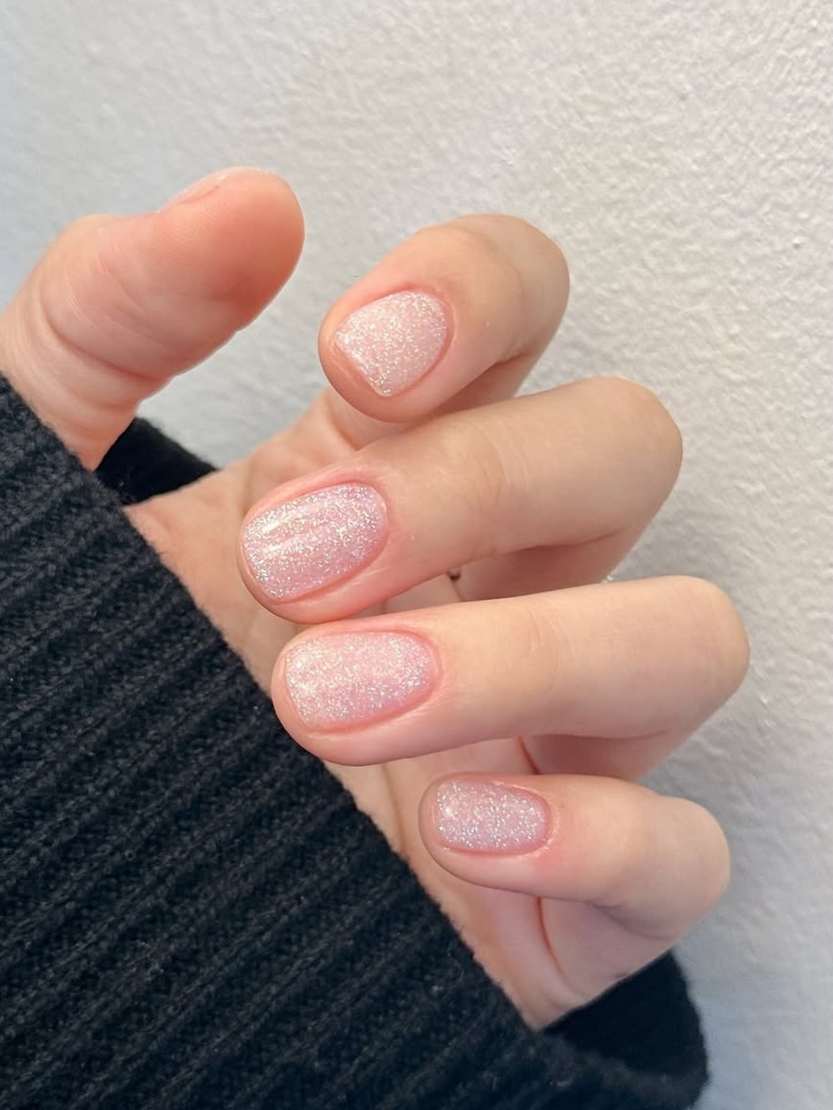 Эти оттенки идеально смотрятся на коротких ногтях