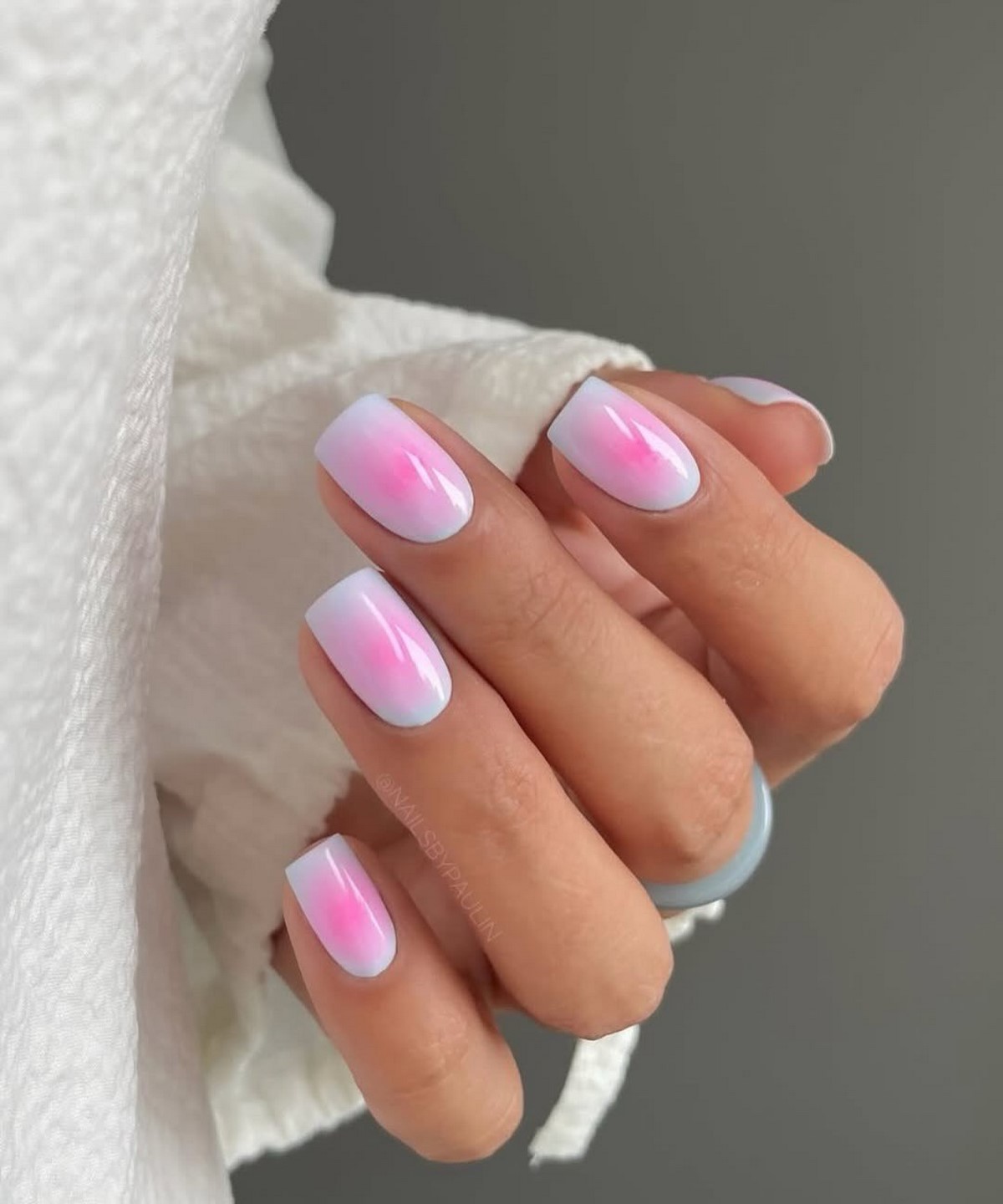 Эти оттенки идеально смотрятся на коротких ногтях