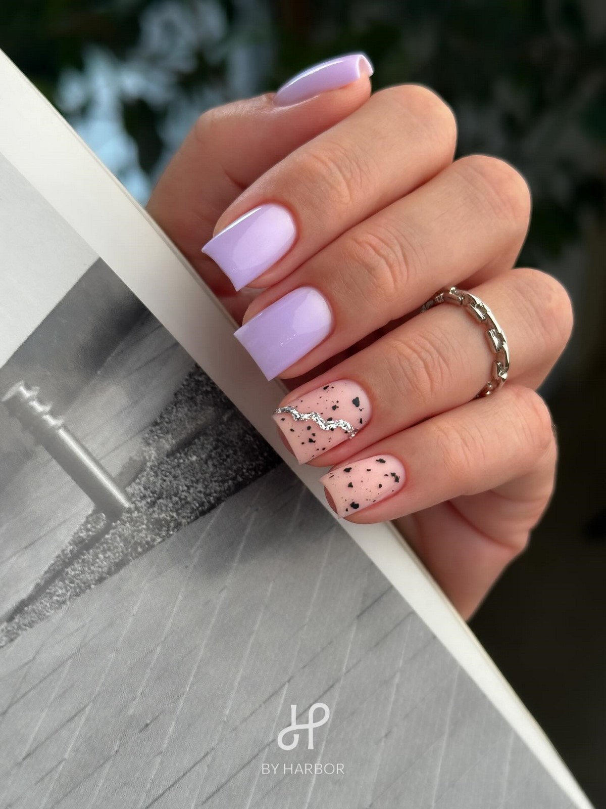 Маникюр на весну 2026: самые модные новинки сезона