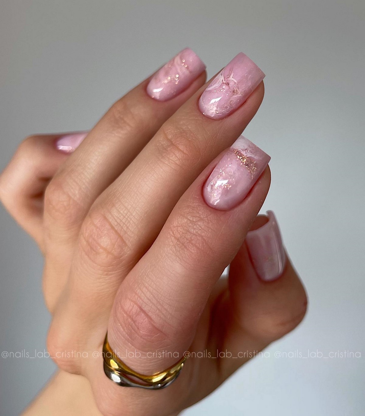 Маникюр на весну 2026: самые модные новинки сезона