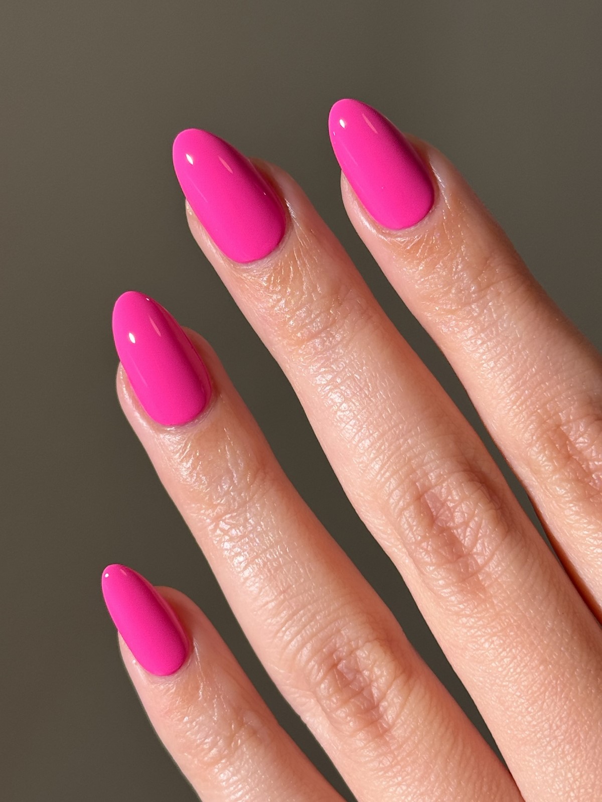 Маникюр на весну 2026: самые модные новинки сезона