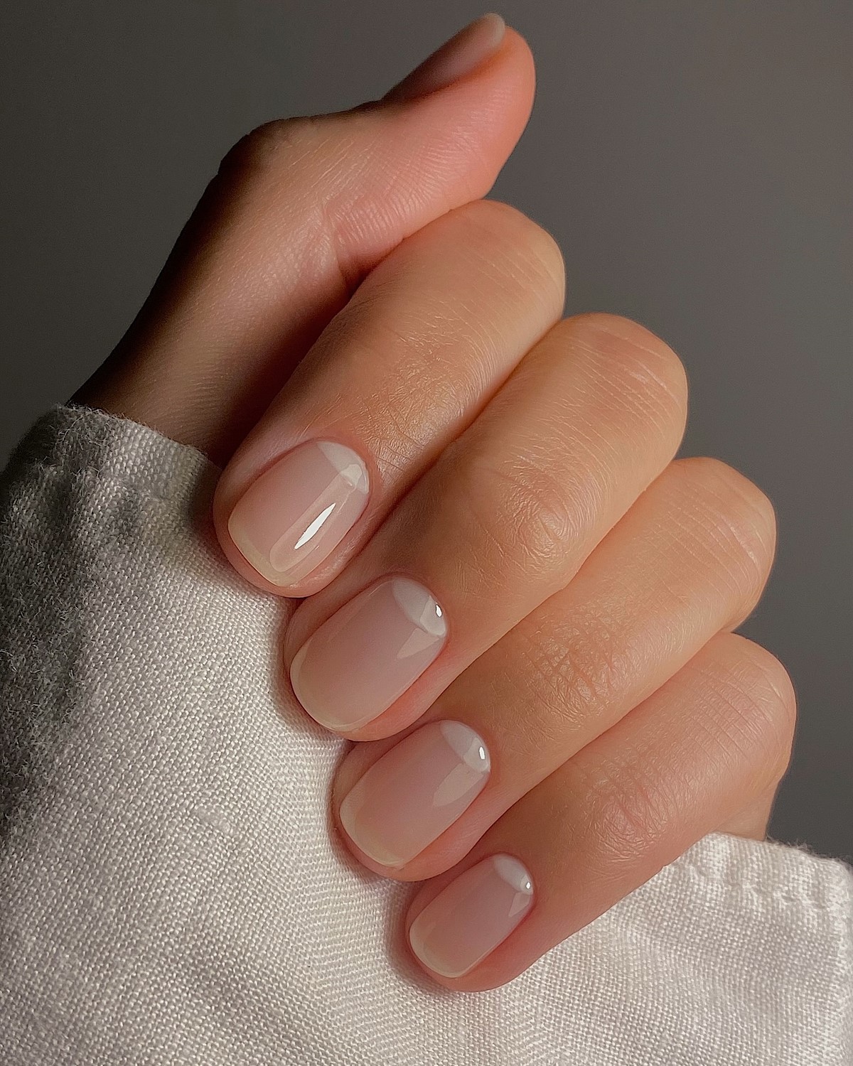 Маникюр на весну 2026: самые модные новинки сезона