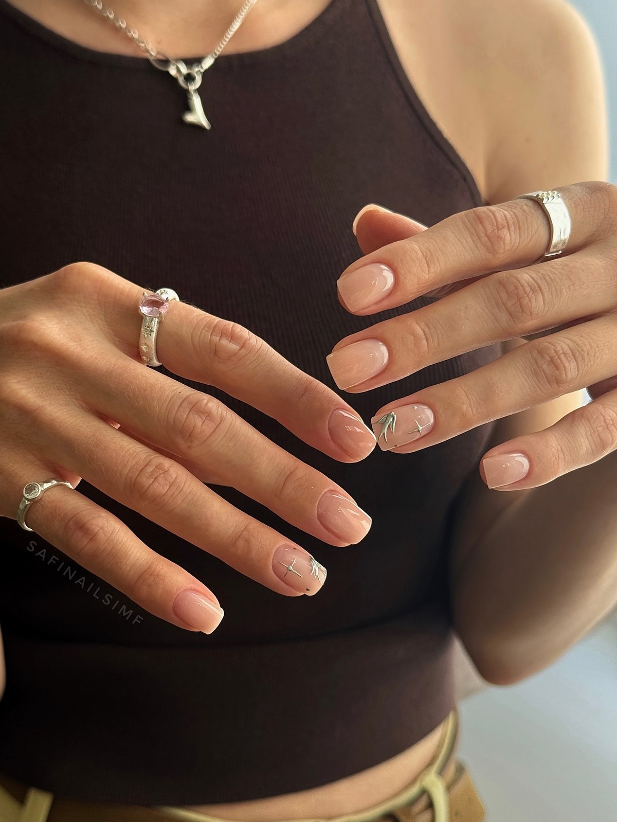 Маникюр на весну 2026: самые модные новинки сезона