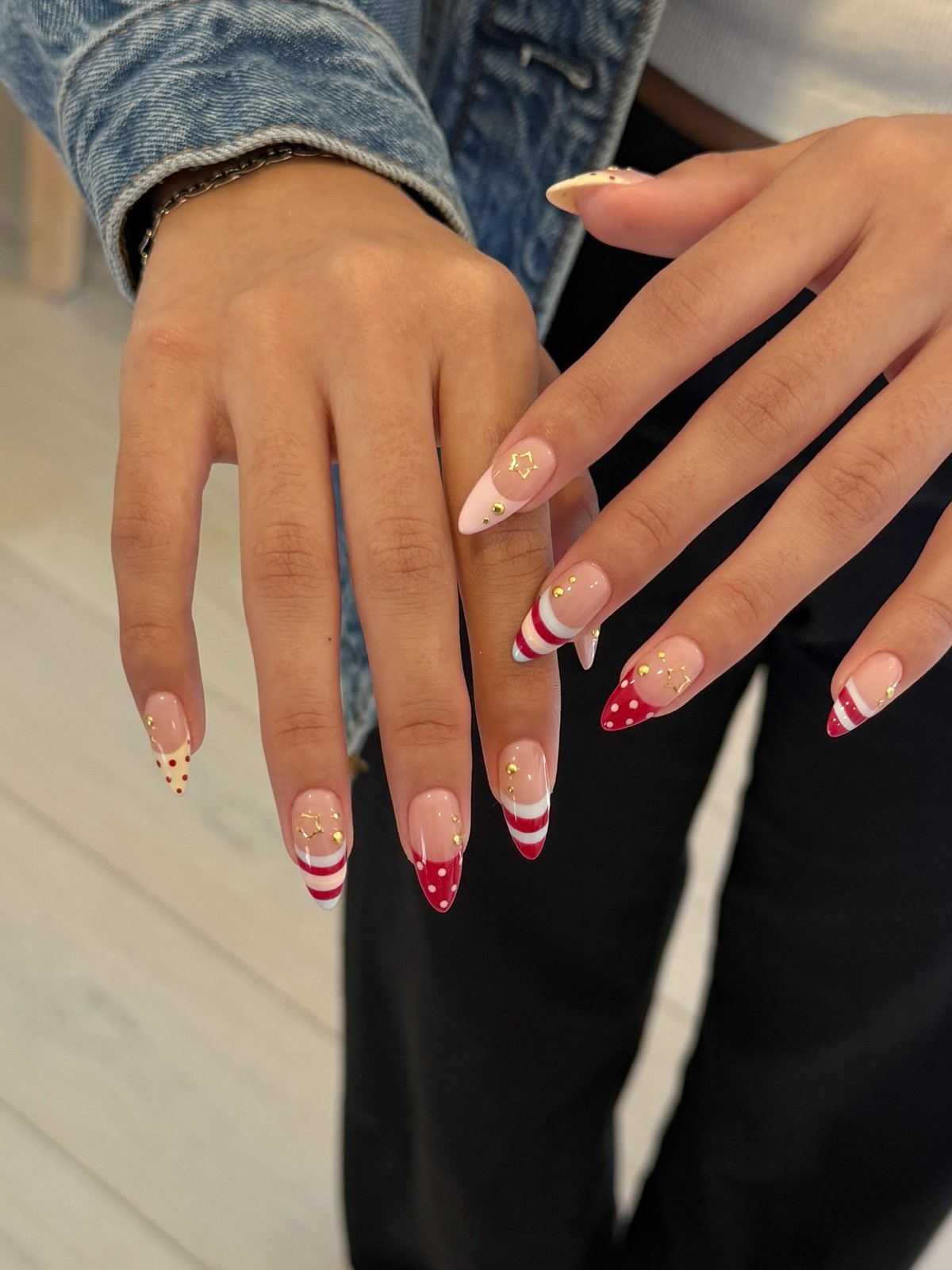 Polka Dots nails весной 2026: самый игривый тренд маникюра, который стал универсальным