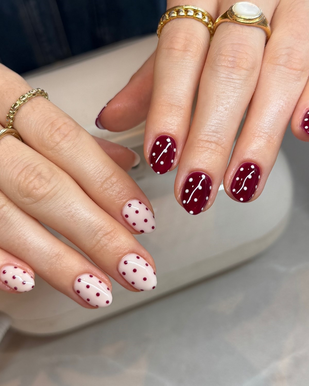 Polka Dots nails весной 2026: самый игривый тренд маникюра, который стал универсальным