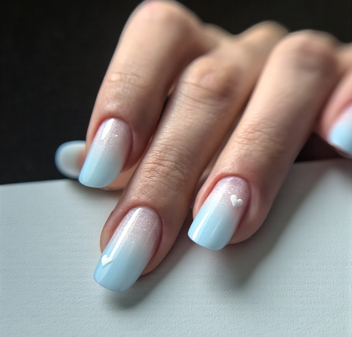 Пастельный маникюр весны 2026: красивые оттенки и дизайны