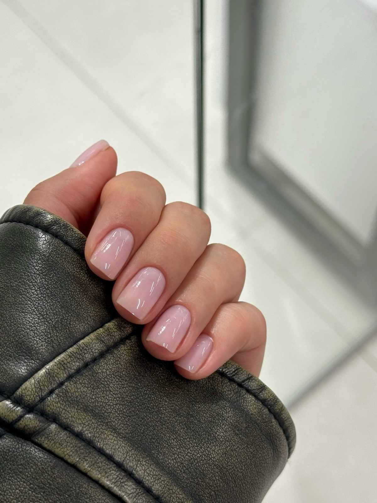 Быстрый домашний уход за руками после холодов