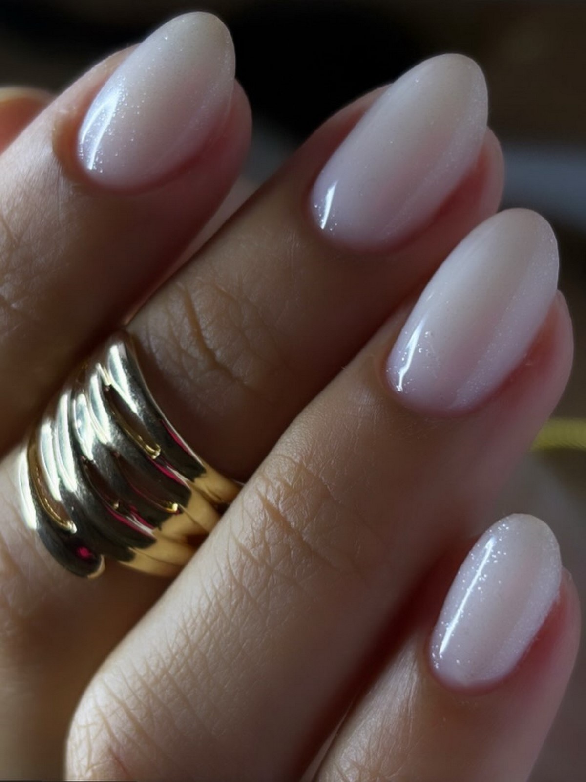 Эти весенние оттенки делают руки ухоженными без дизайна