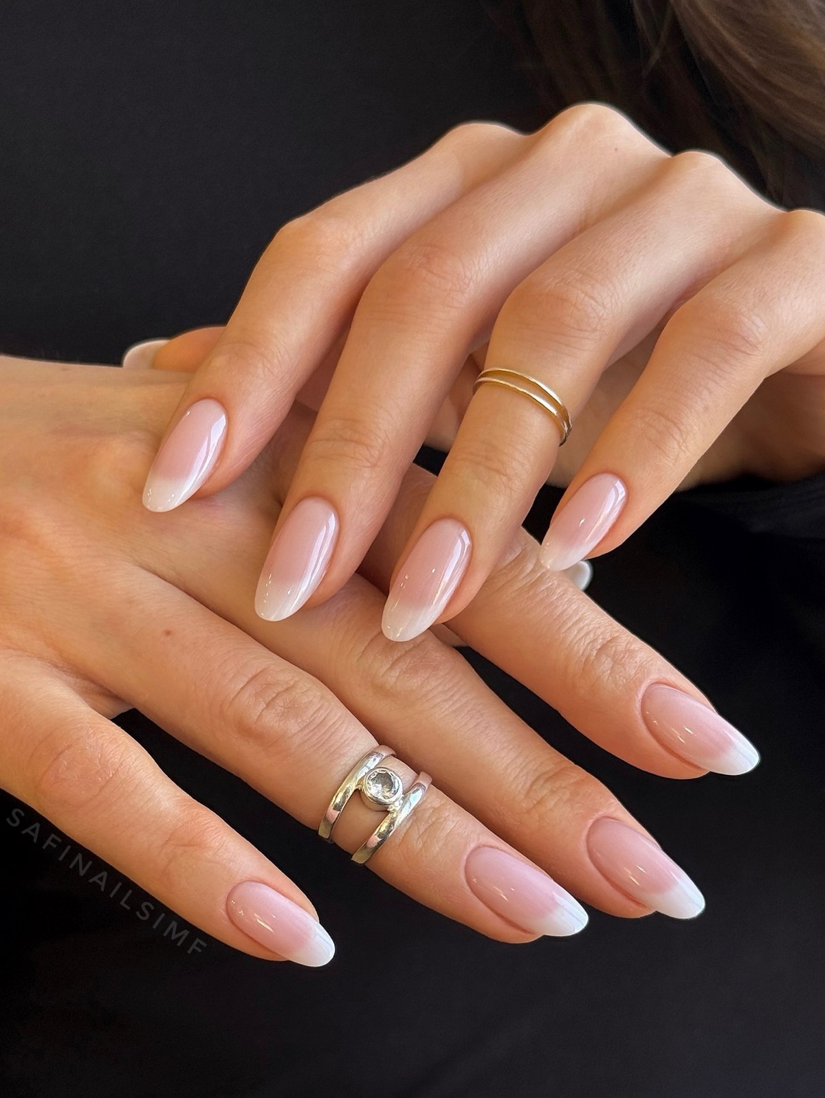 Весенний френч: 7 обновлений, которые делают его дороже