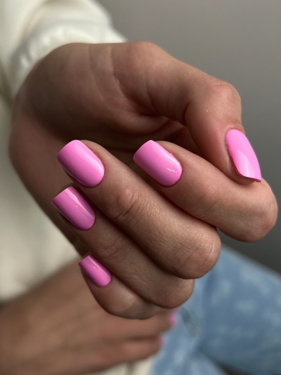 Маникюр на май 2026: оттенки, которые уже меняют тренды