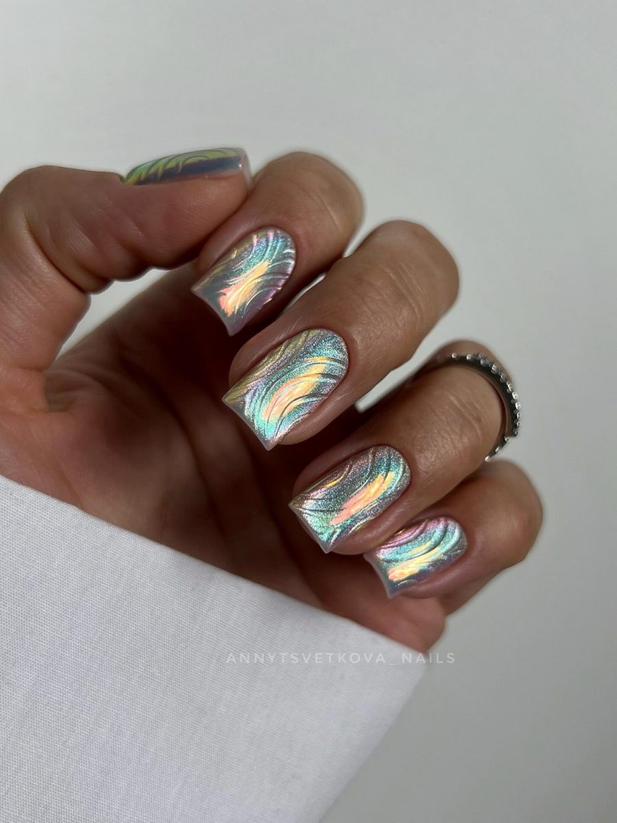 Ледяной маникюр: самый изысканный тренд этой весны