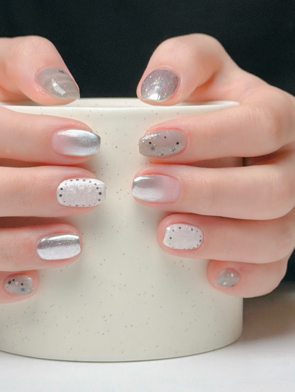 Ледяной маникюр: самый изысканный тренд этой весны
