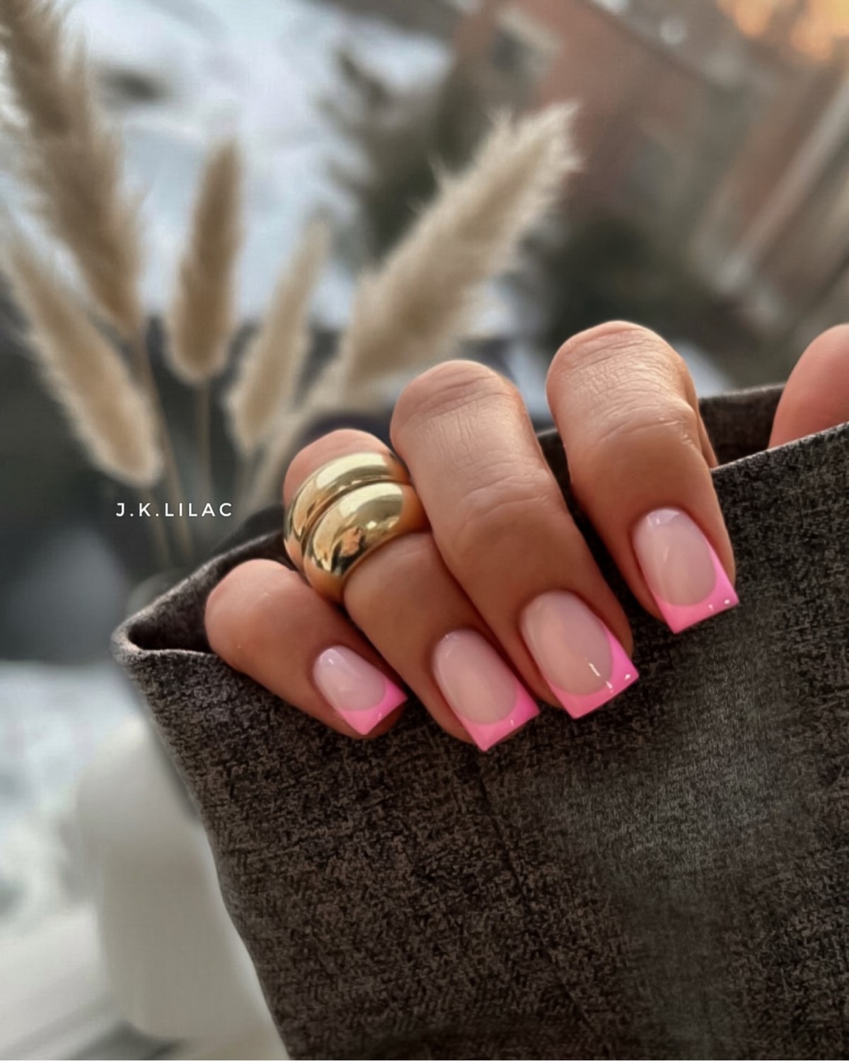 Нежный френч на короткие ногти: минимализм, который выглядит дорого