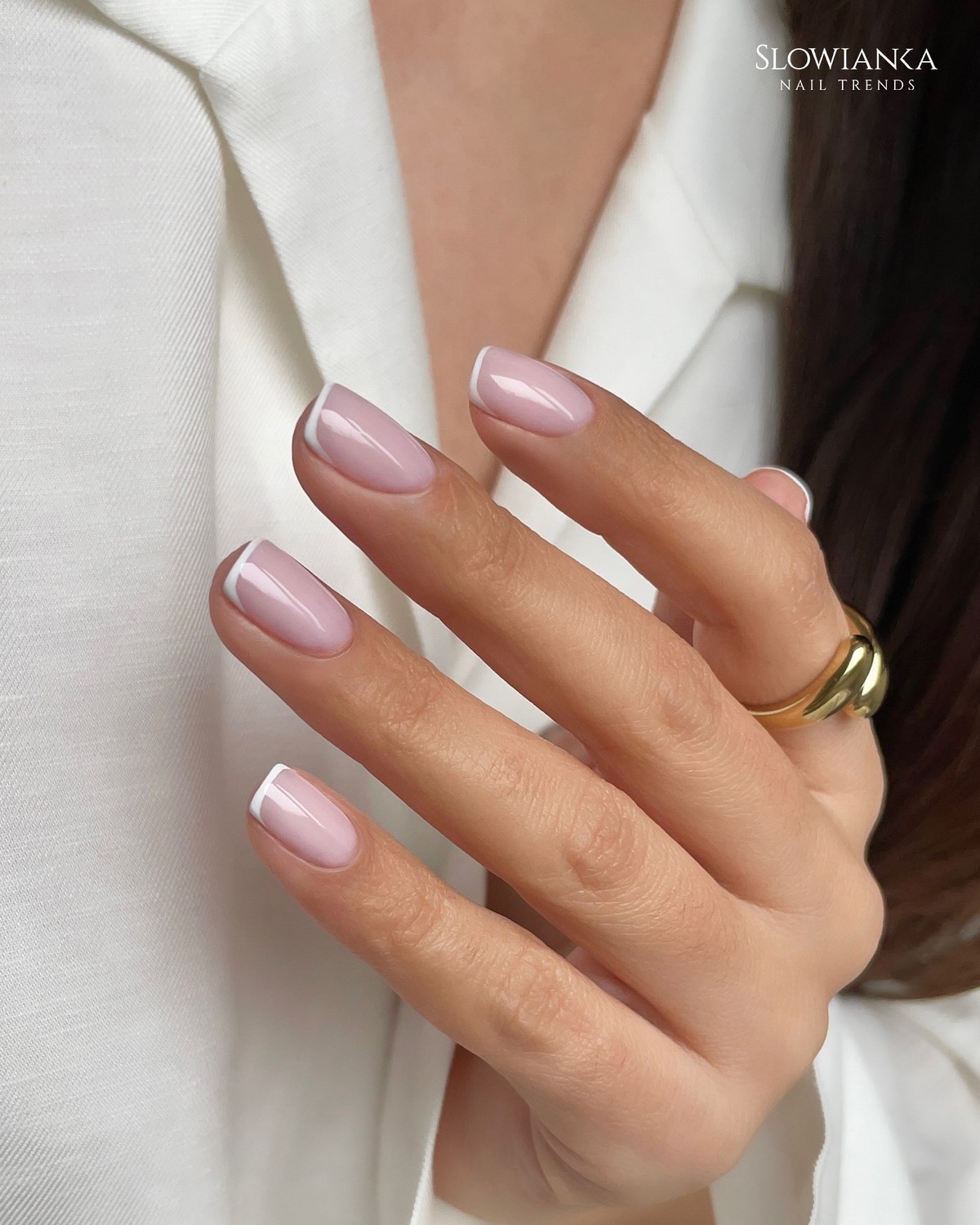 Нежный френч на короткие ногти: минимализм, который выглядит дорого