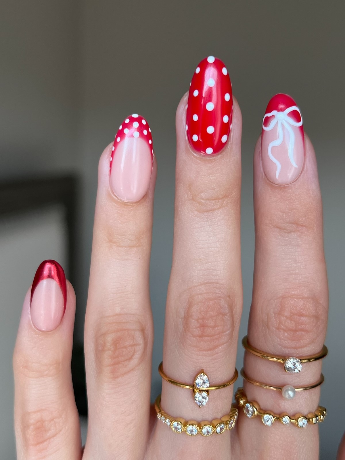 Весенний френч на апрель 2026: свежие формы вместо классики